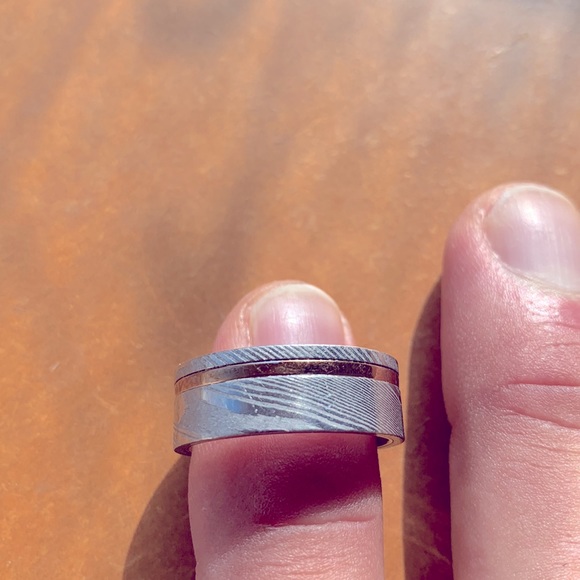 Damascus/Rose gold inlay ring 9 - Picture 4 of 6